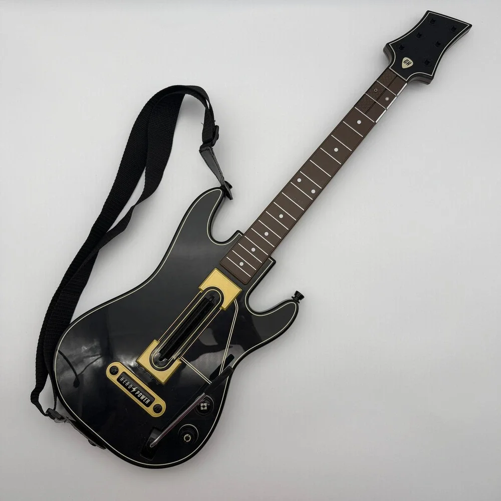 Guitar Hero Live PS4 Bundle 2 Guitars 2 Dongles & 2 Straps